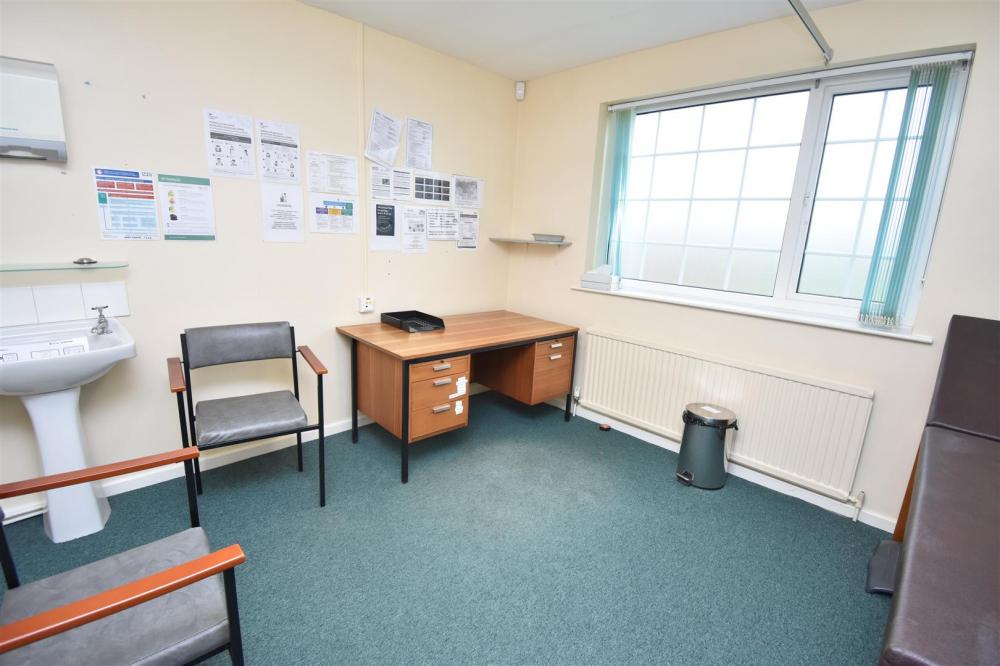 APPOINTMENT ROOM