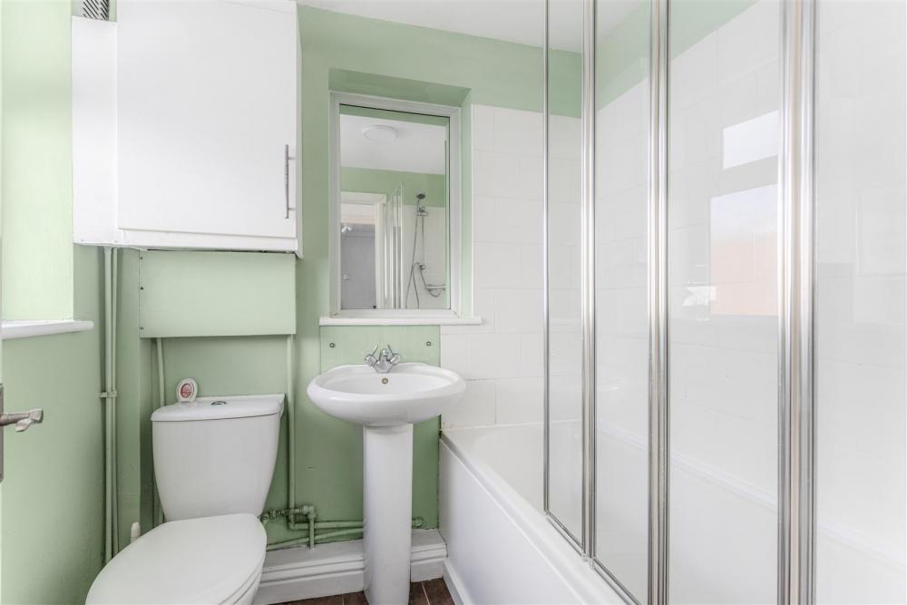 HOUSE BATHROOM