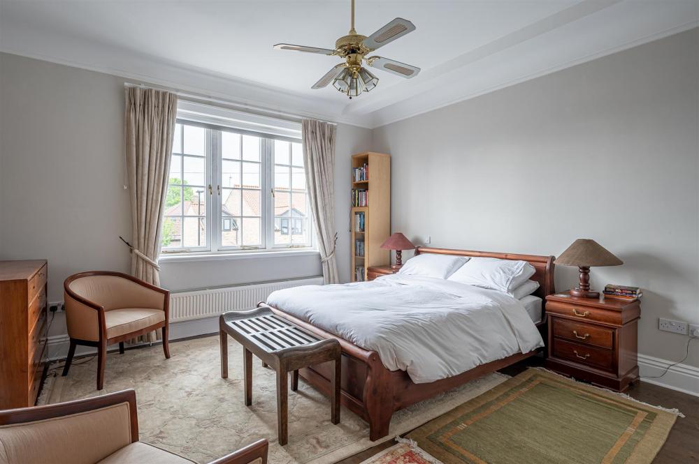MASTER SUITE