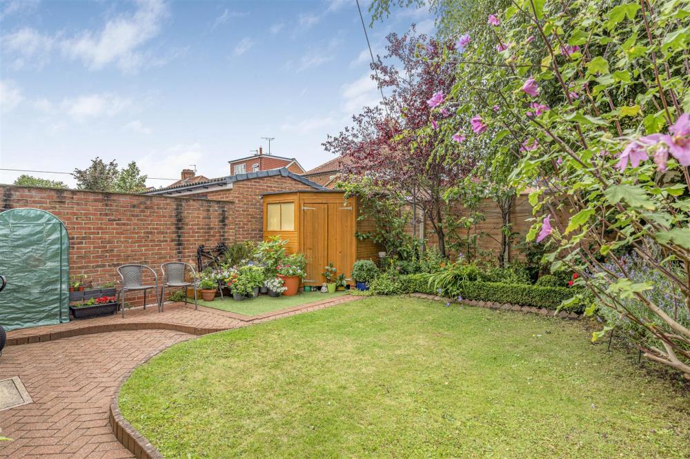 GARDEN