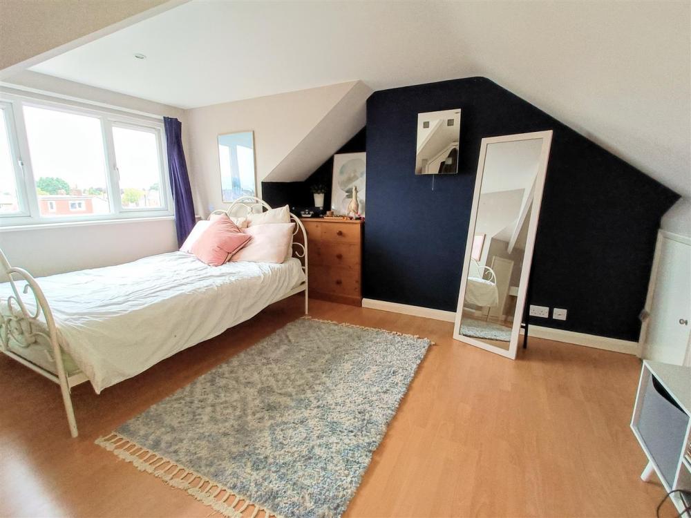 LOFT BEDROOM