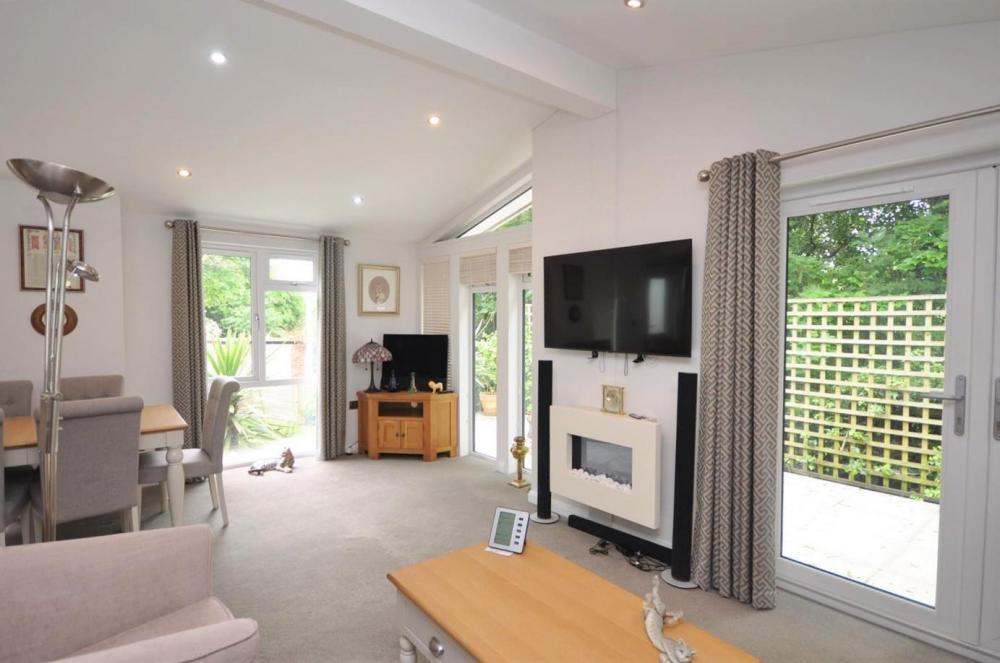 OPEN PLAN LIVING