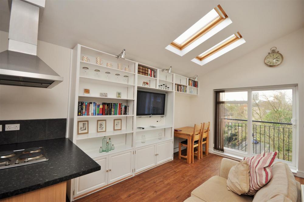 OPEN PLAN SITTING / DINING / KITCHEN