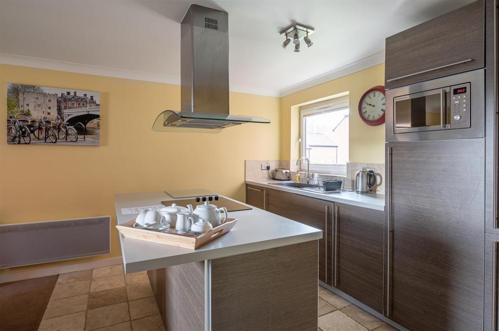KITCHEN AREA