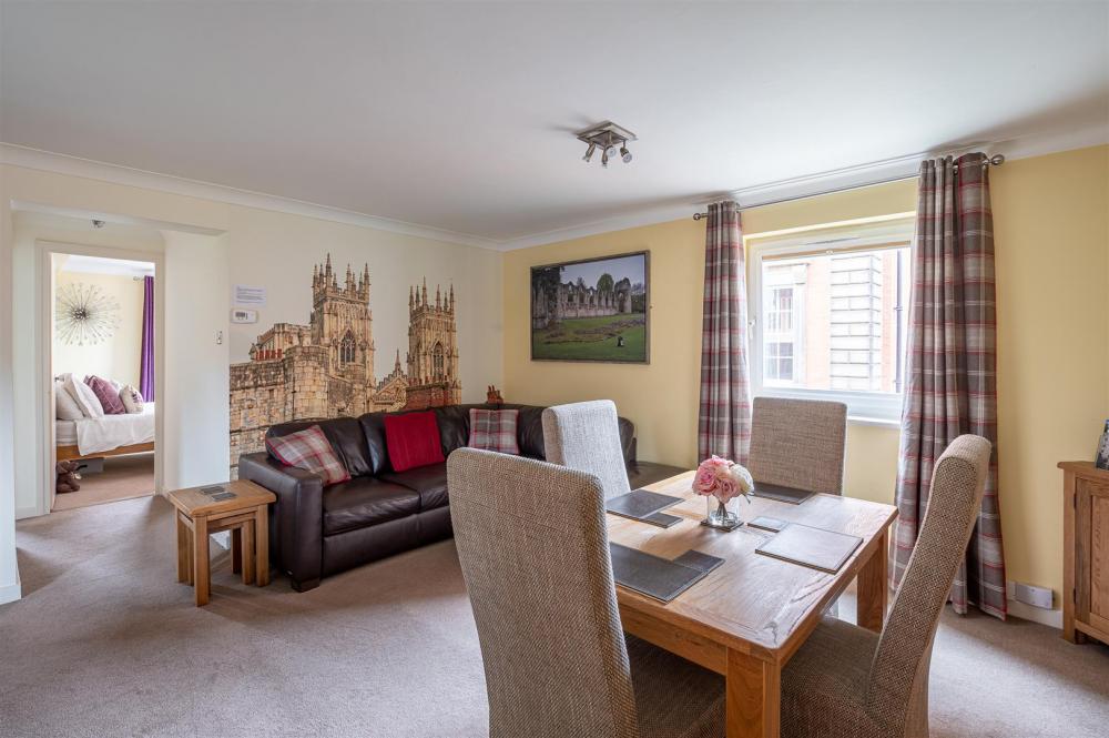 OPEN PLAN LIVING