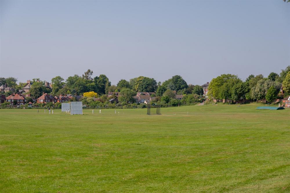 KNAVESMIRE