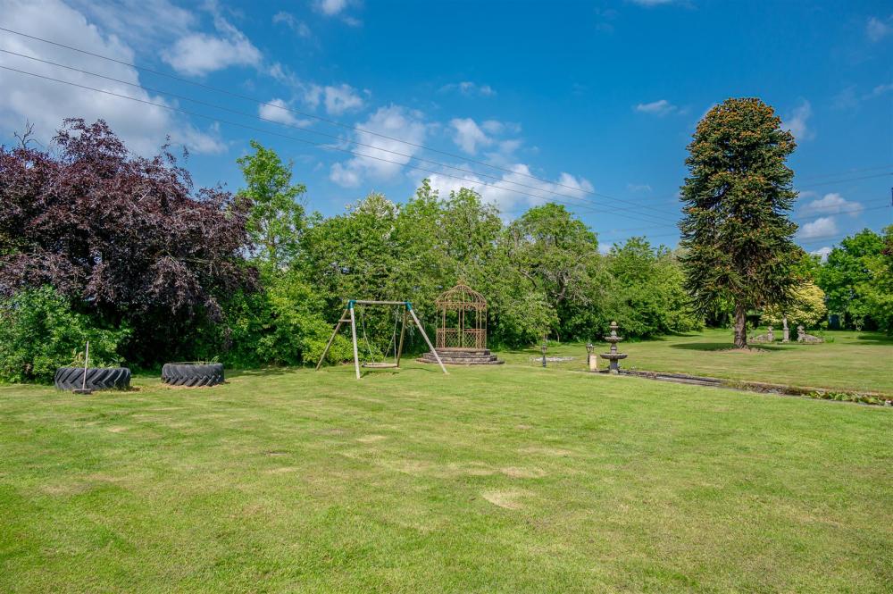 GARDEN