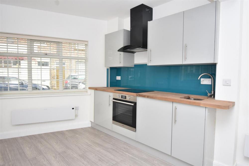FLAT 3