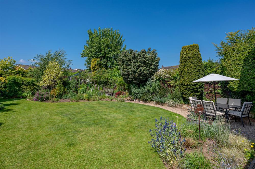 GARDEN