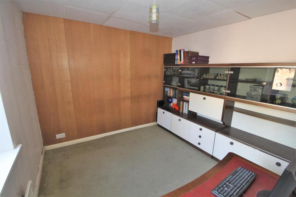 Ground Floor Office / Bedroom 5
