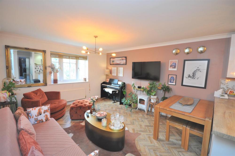 LIVING SPACE