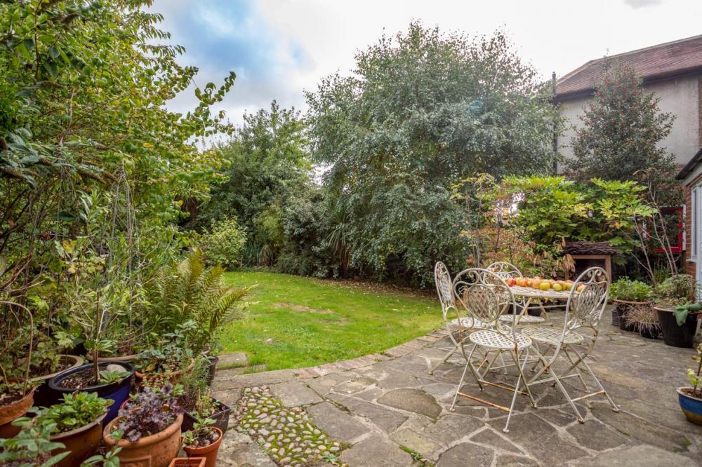 GARDEN