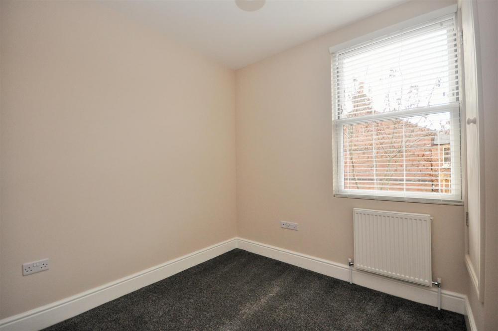 Bedroom 2.JPG