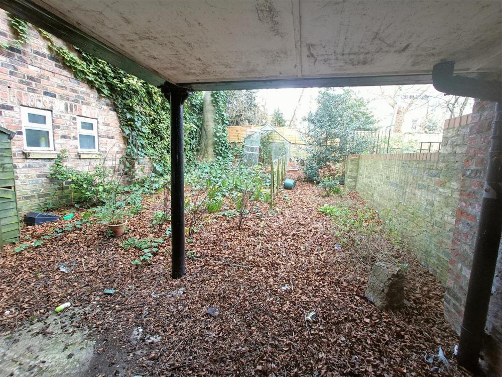 GARDEN