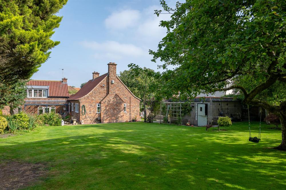 GARDEN