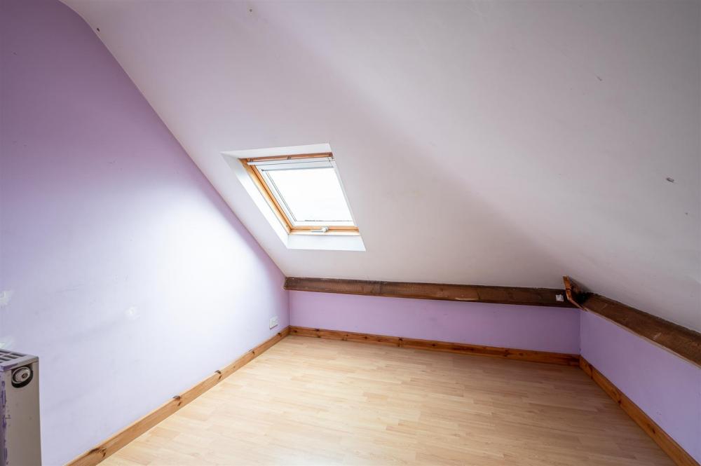 OFFICE/ BEDROOM