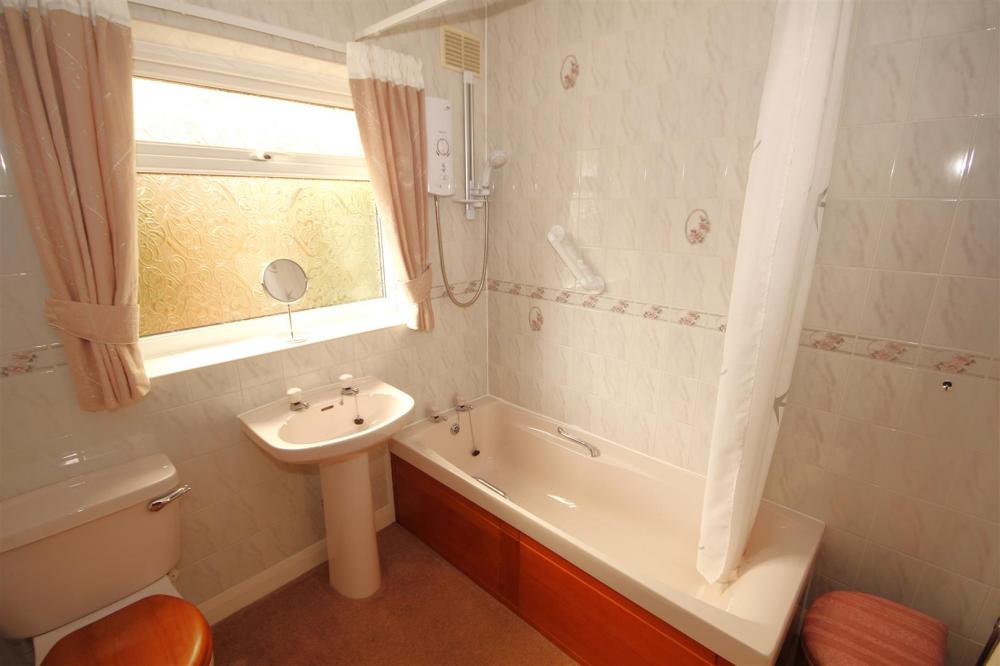 _House Bathroom