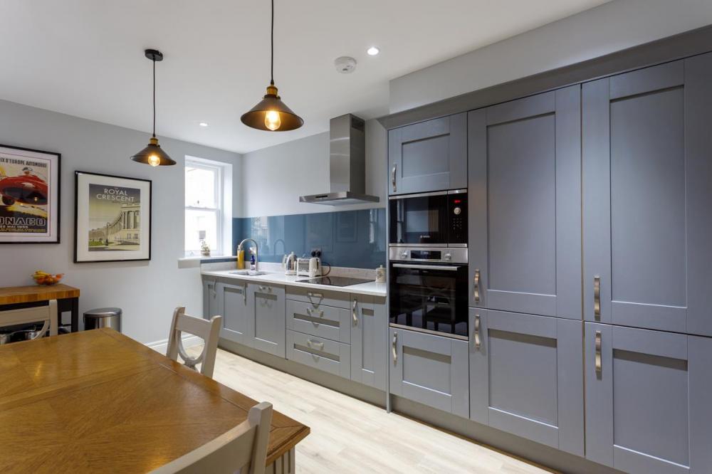 KITCHEN DINING