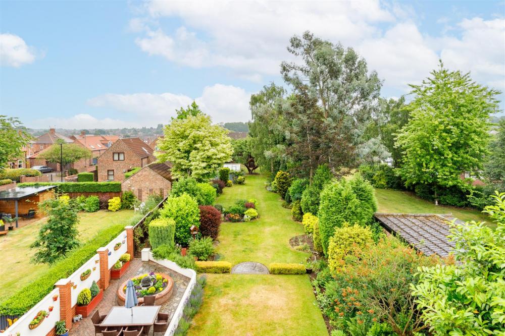 GARDEN