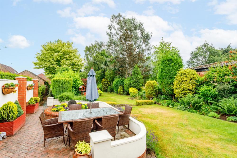 GARDEN
