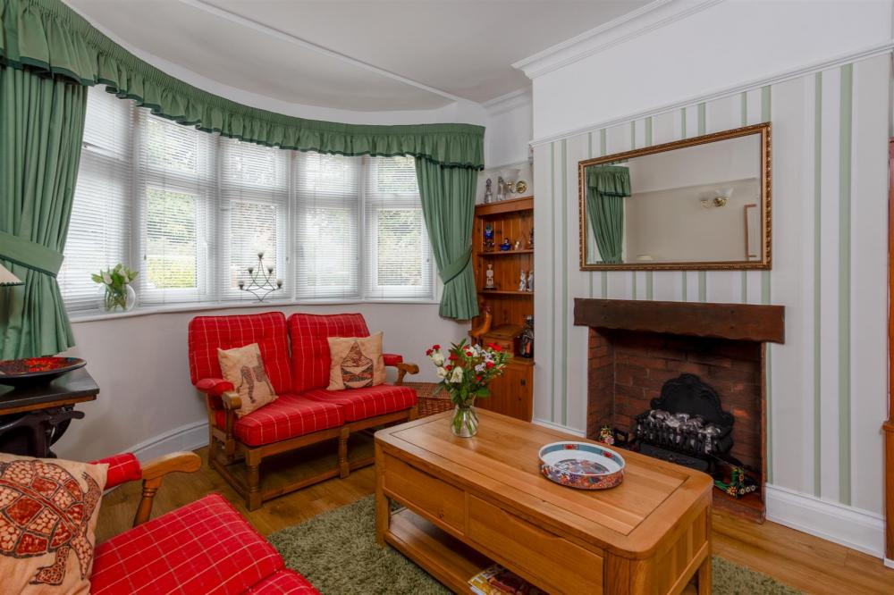 SITTING ROOM