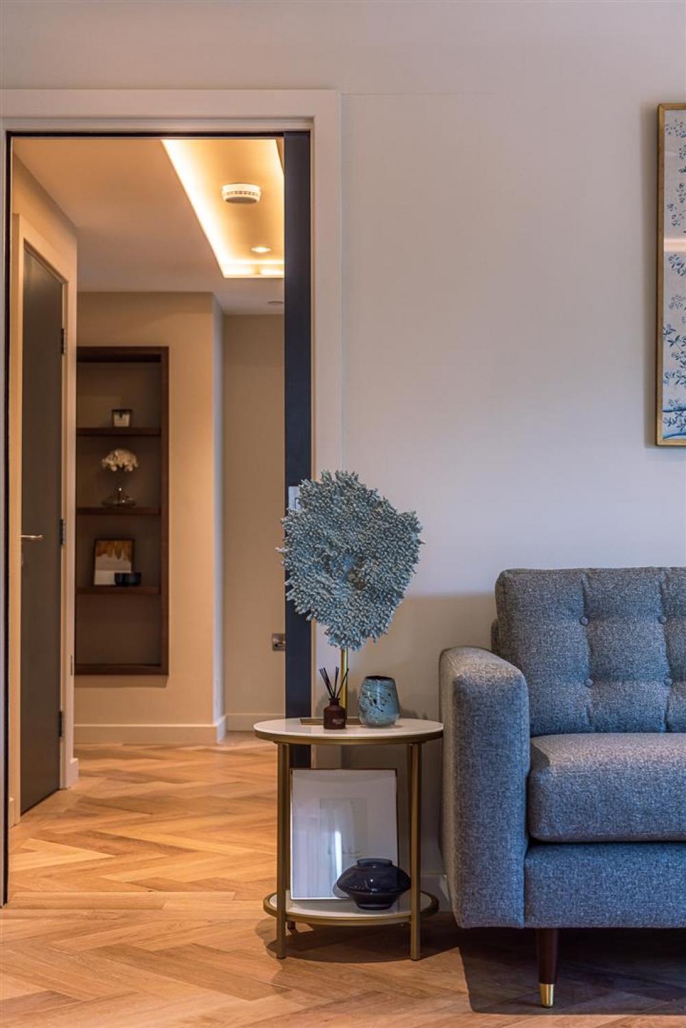 Living Area/Hallway