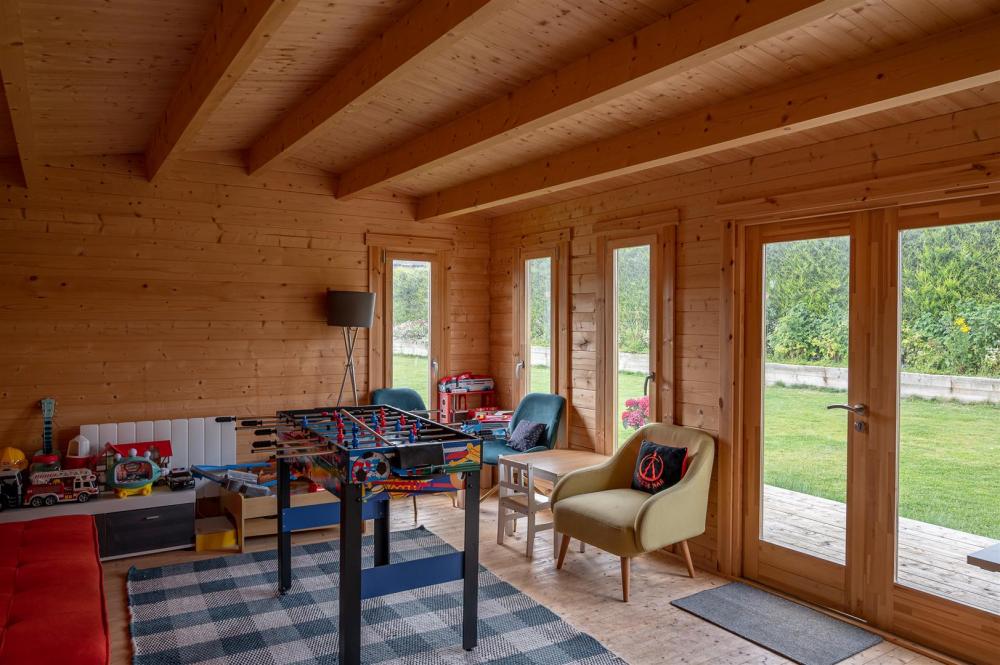 Summerhouse/Games Room