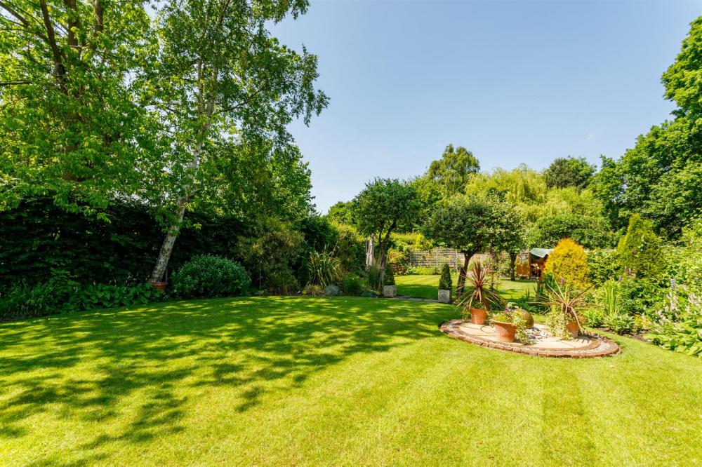 GARDEN