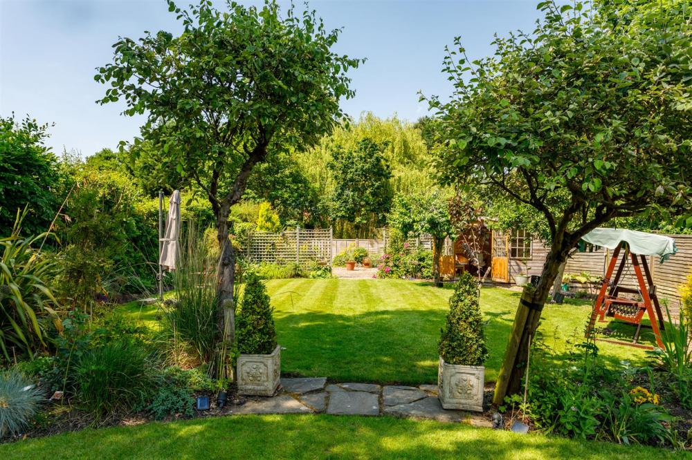 GARDEN