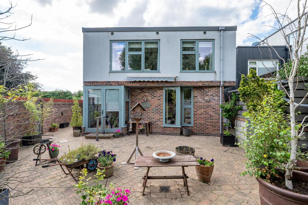 Low Green Copmanthorpe York Yo23 3sb 1 Estate Agent York