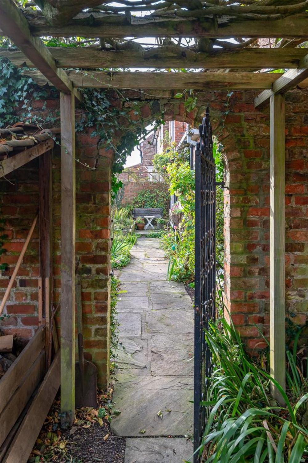 York Street Dunnington York Yo19 5pn Estate Agent York