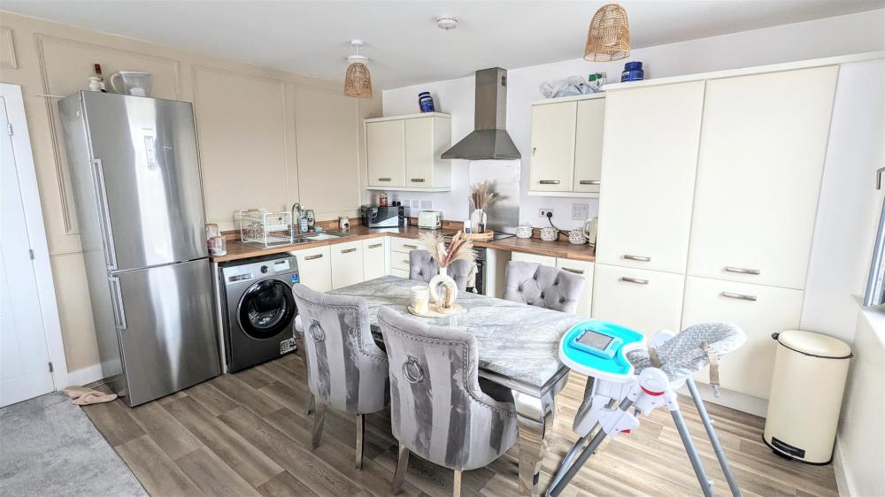 KITCHEN DINING SPACE