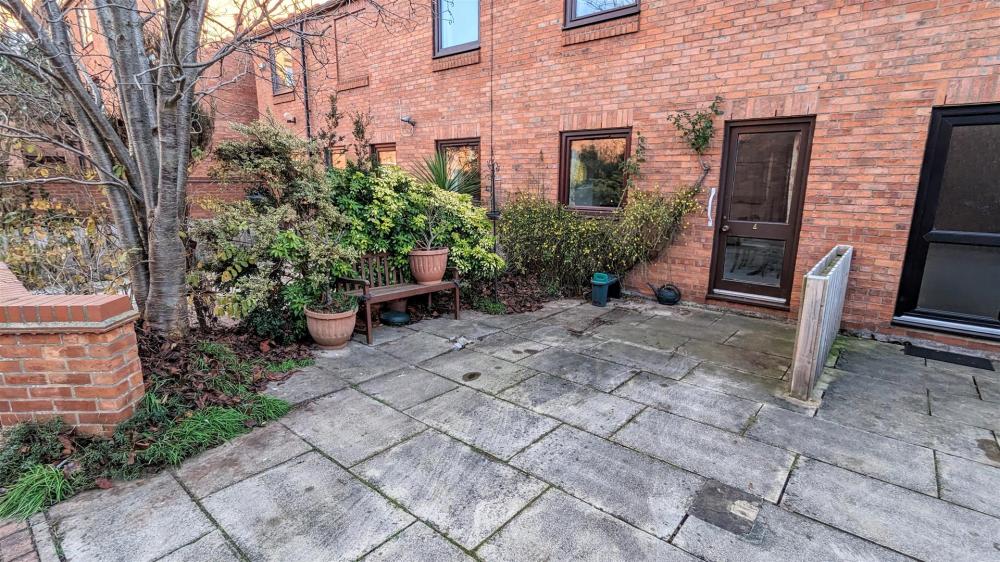 GARDEN